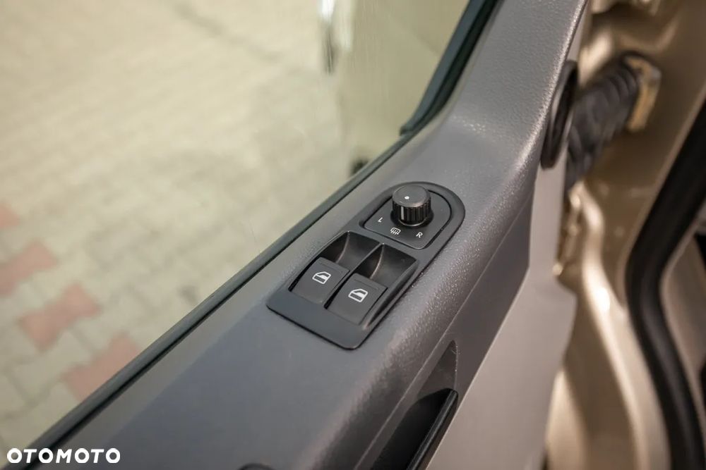 Volkswagen Caravelle L1 Comfortline Goldenline - 9