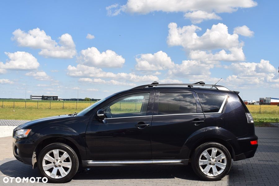 Mitsubishi Outlander 2.2 DID Intense EU5 - 3