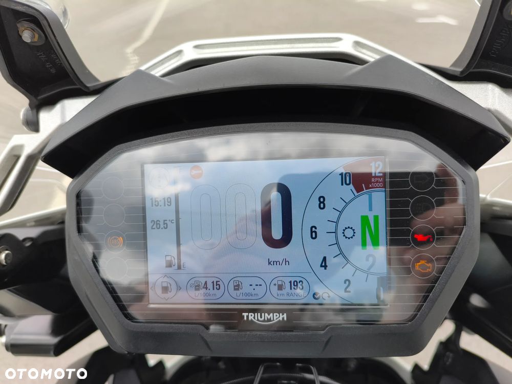 Triumph Tiger - 9
