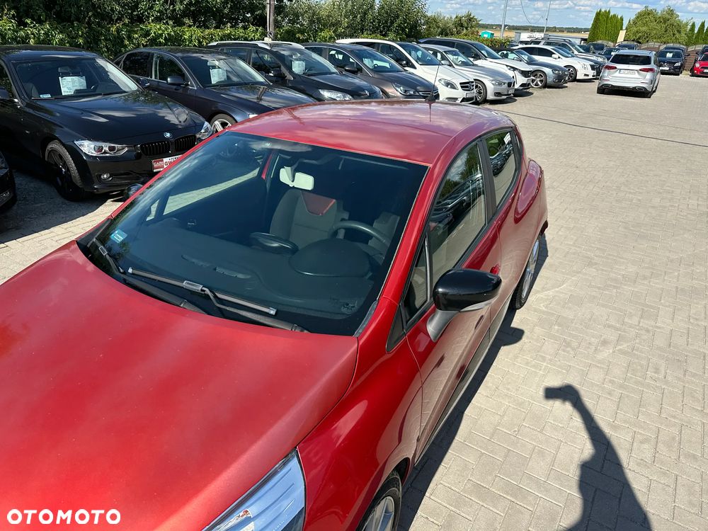 Renault Clio - 32