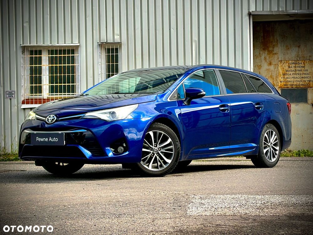 Toyota Avensis 2.0 Premium MS - 4