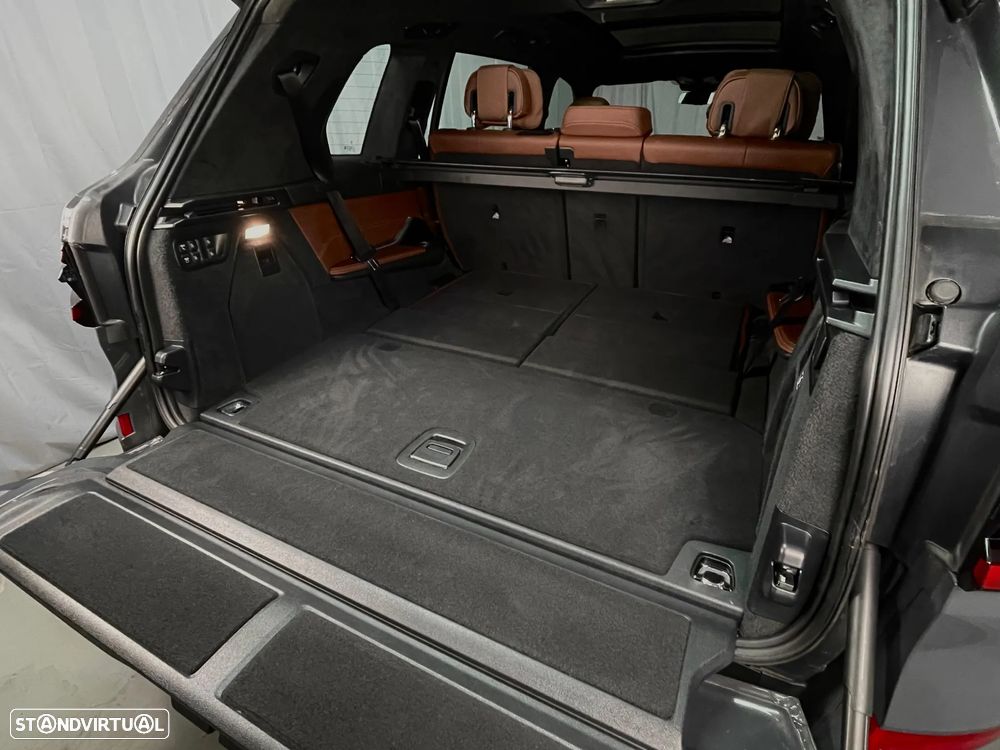 BMW X7 M M60i Pack Desportivo Pro - 40