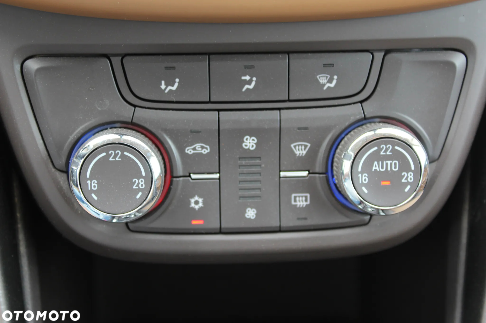 Opel Zafira Tourer 2.0 CDTI Innovation - 22