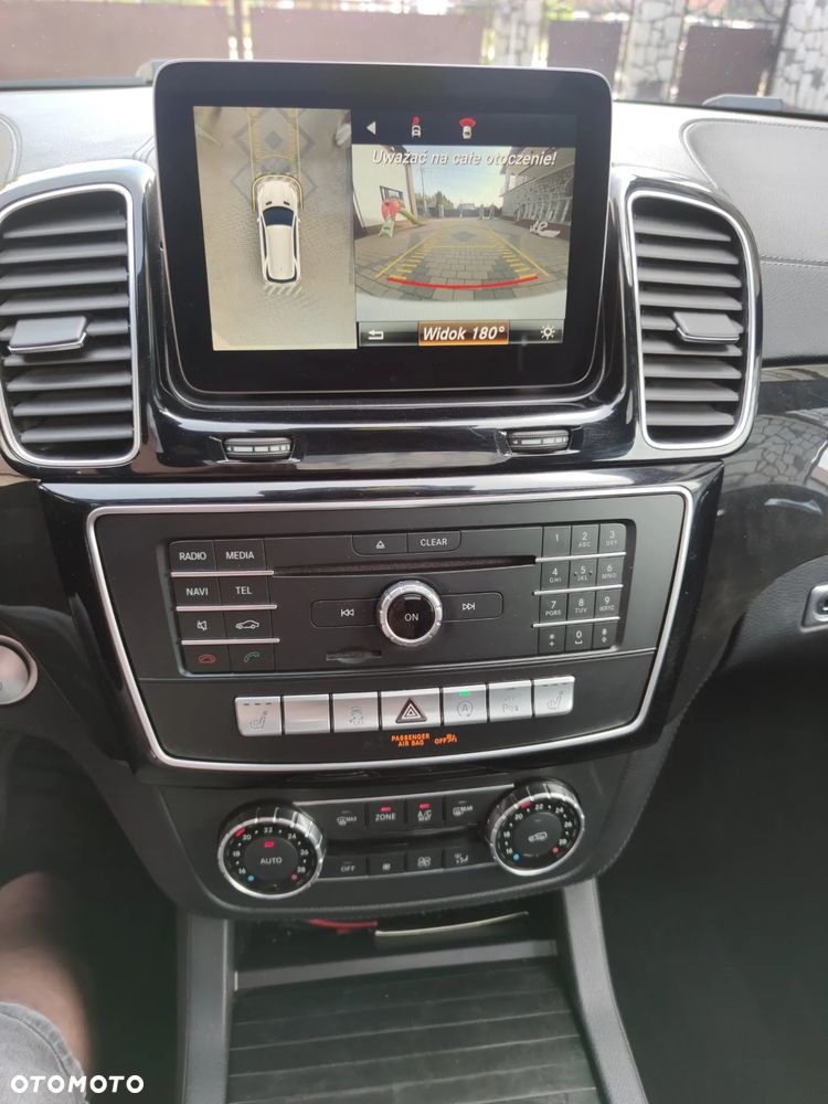 Mercedes-Benz GLE - 9
