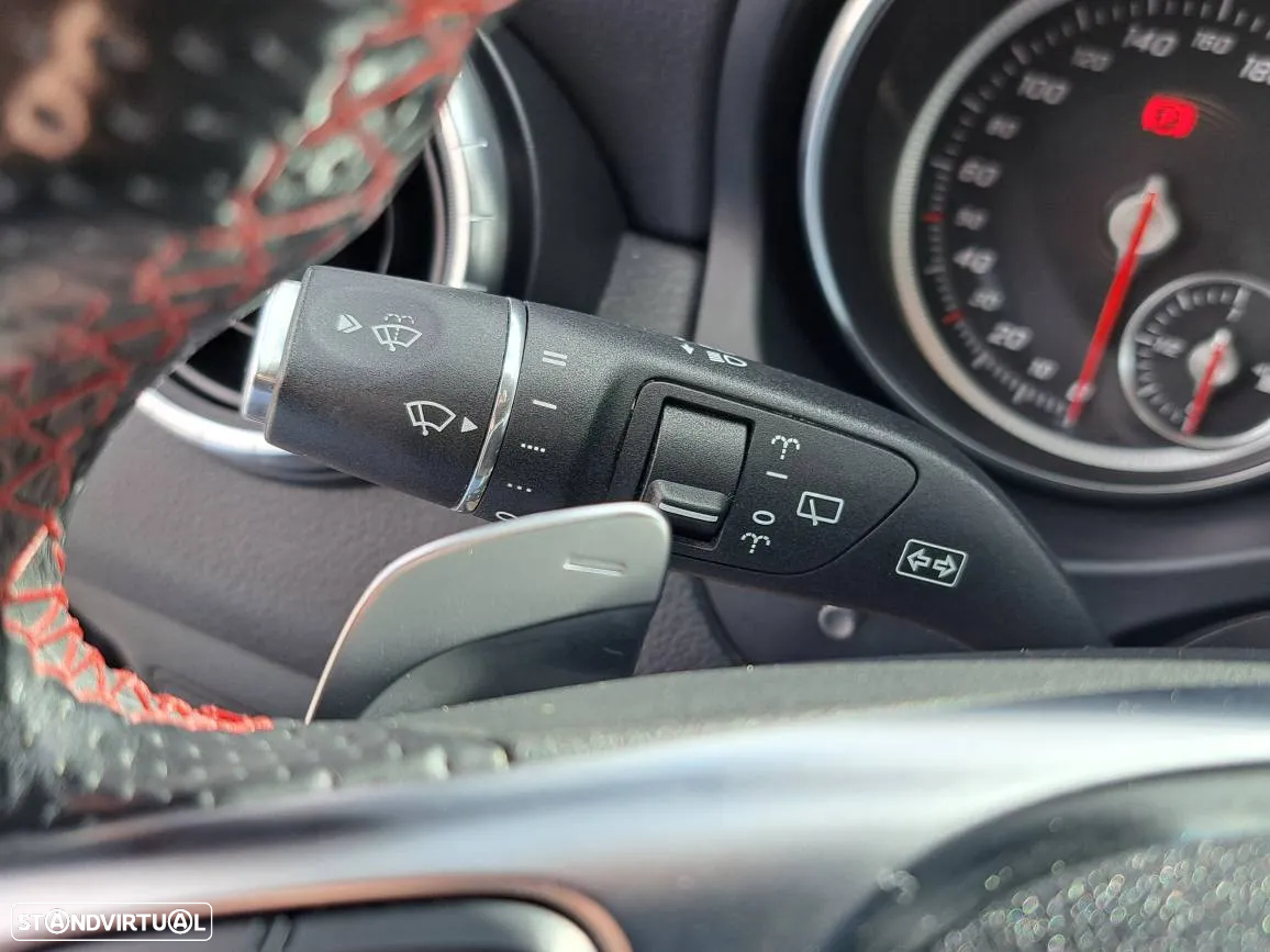 Mercedes-Benz CLA 220 d Shooting Brake AMG Line Aut. - 33
