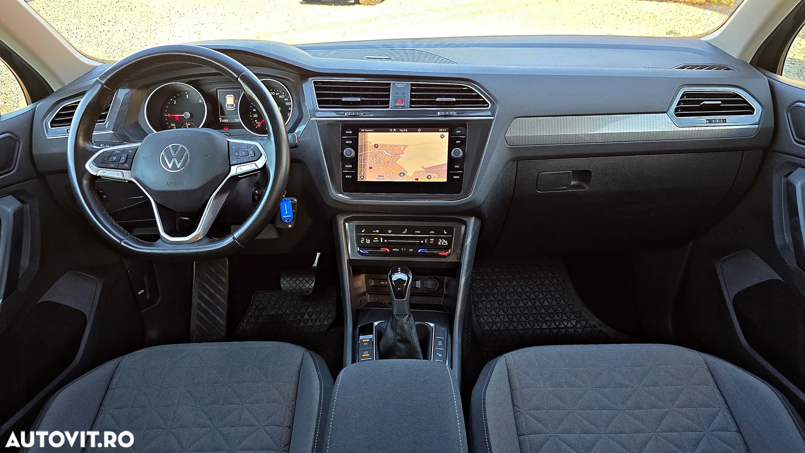 Volkswagen Tiguan 2.0 TDI SCR DSG 4Motion Life - 9