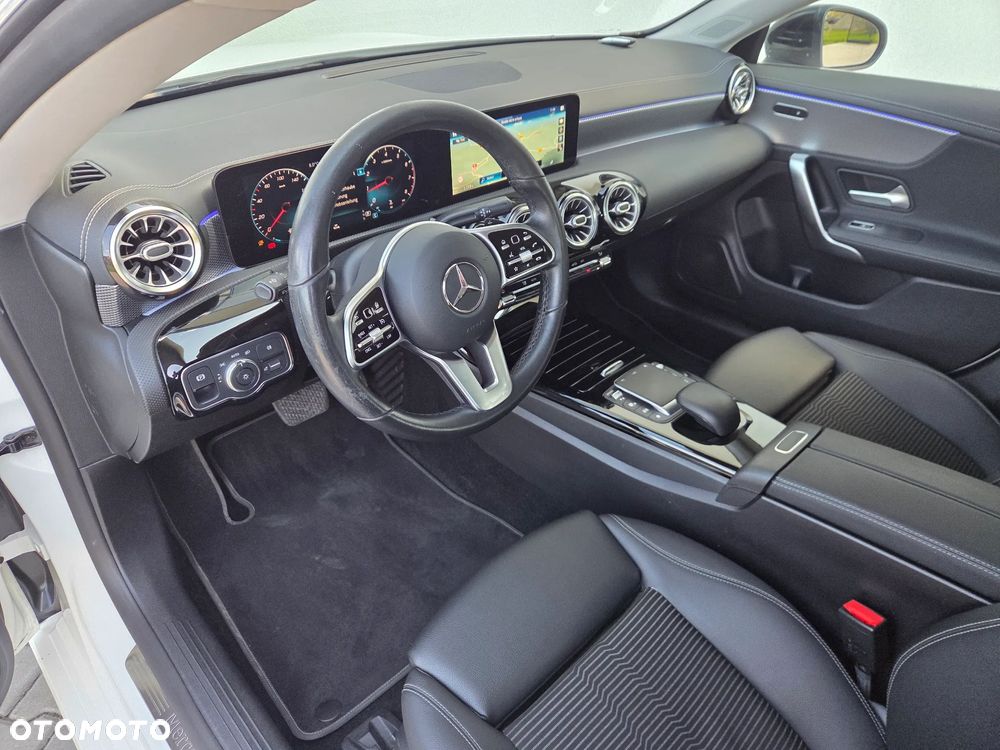 Mercedes-Benz CLA - 7