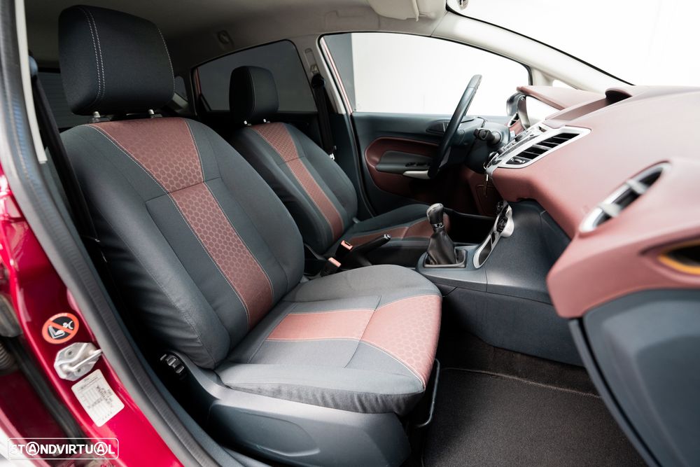 Ford Fiesta 1.4 TDCI Titanium - 4