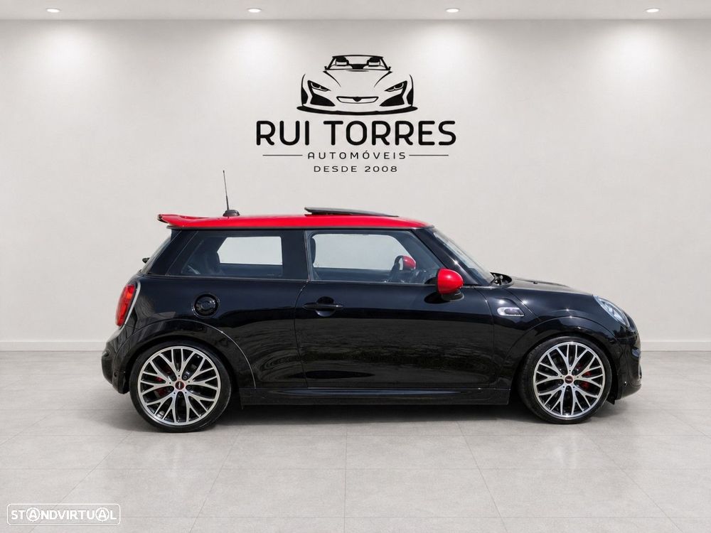 MINI 3 Portas - 11