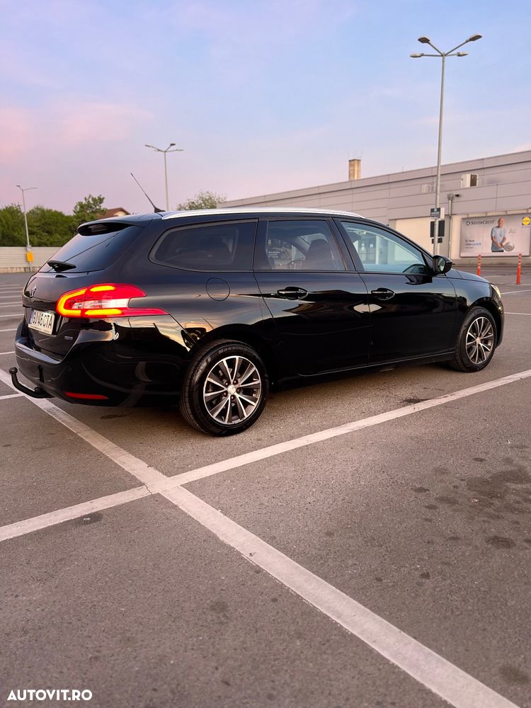 Peugeot 308 2015 photo 3