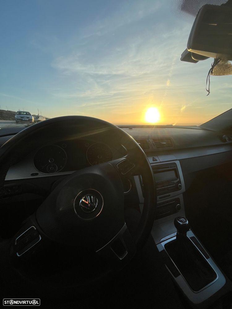 VW Passat 1.6 TDI BlueMotion - 7