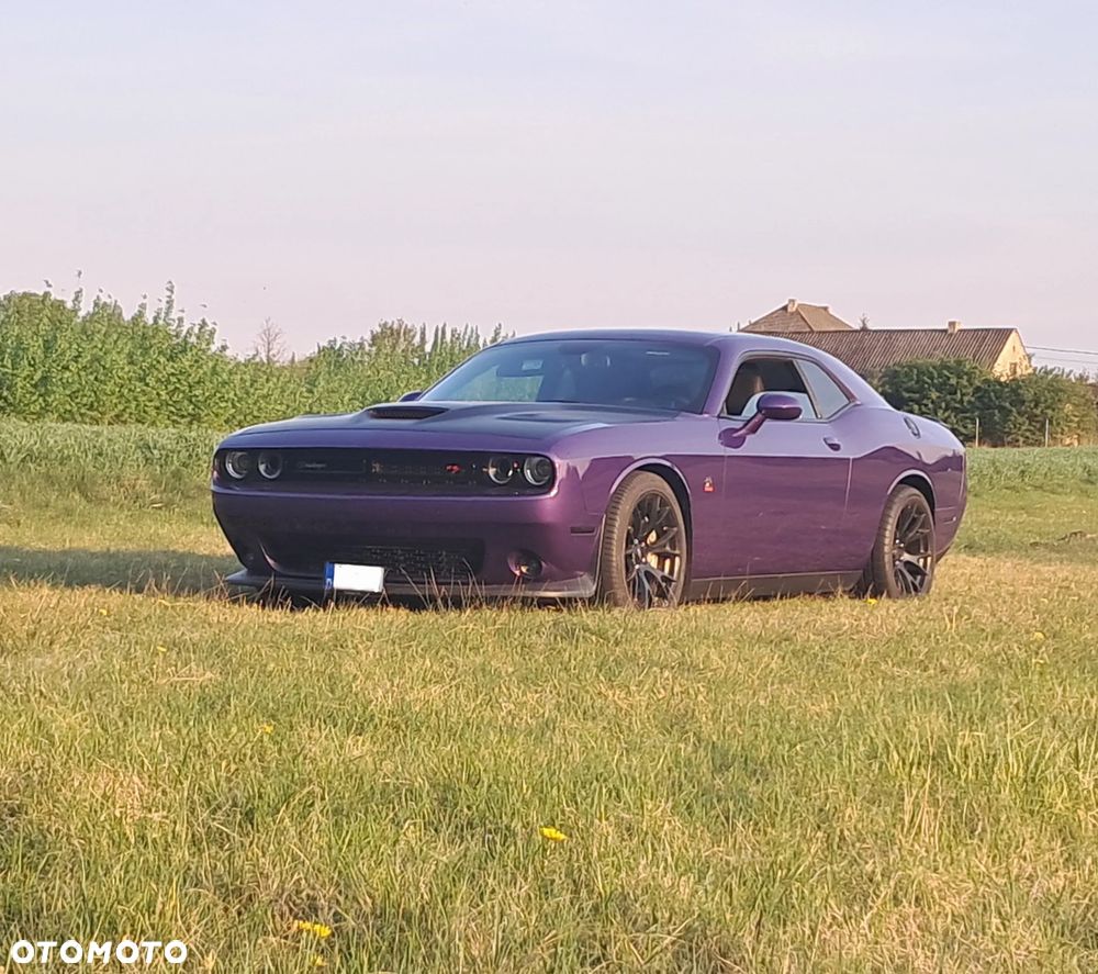 Dodge Challenger 6.4 Scat Pack - 1