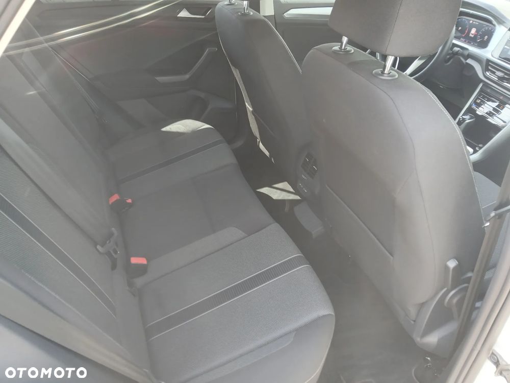 Volkswagen T-Roc 1.5 TSI Life Plus DSG - 8