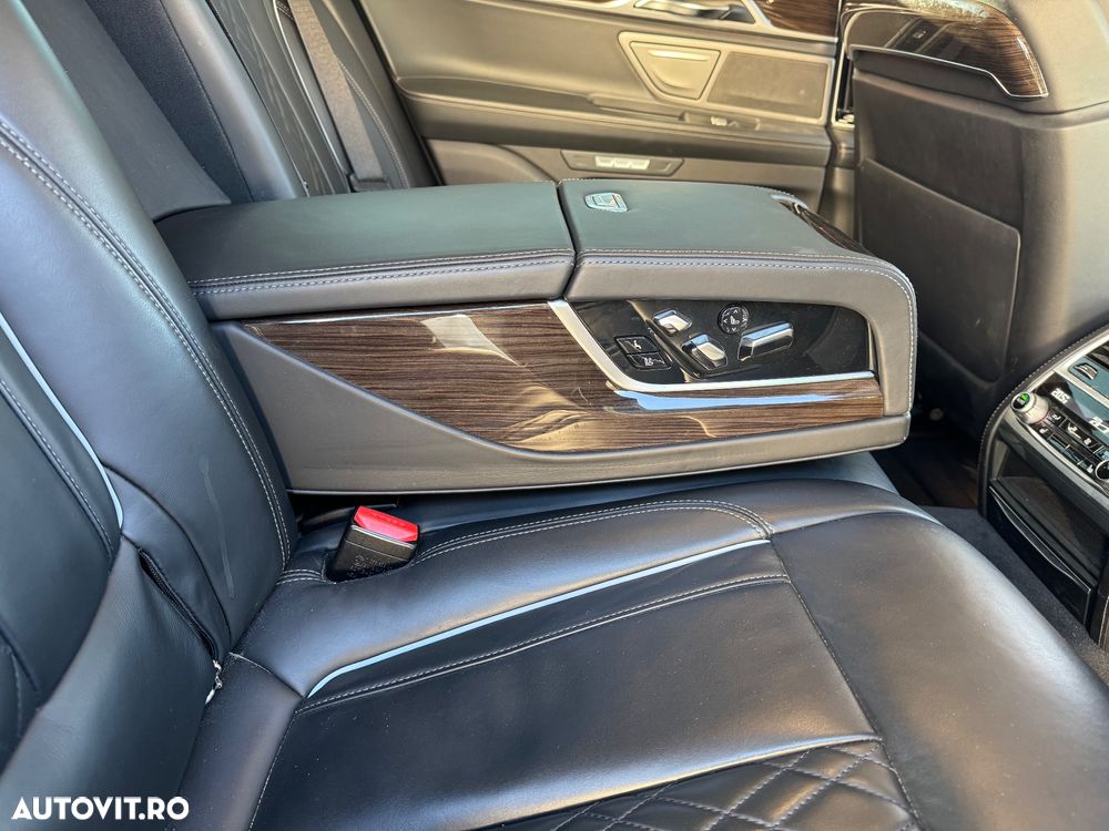 BMW Seria 7 730d xDrive - 10