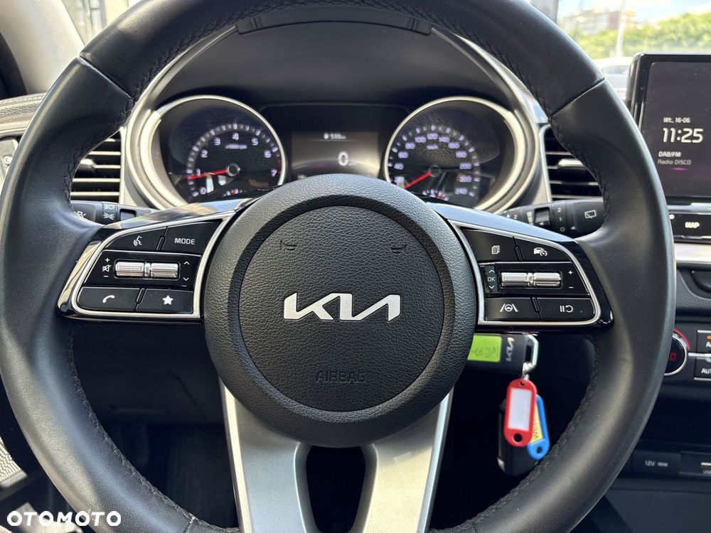 Kia Ceed - 21