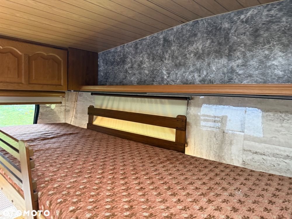 Burstner 5401 Lux - 13