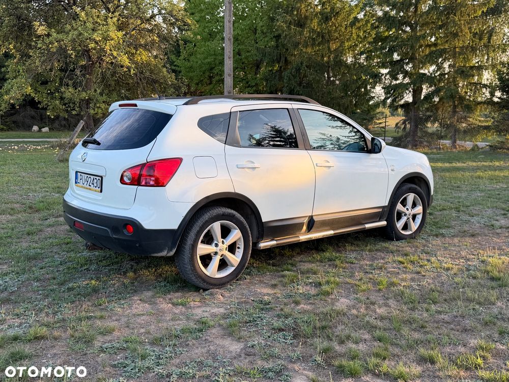 Nissan Qashqai 2.0 lounge - 4