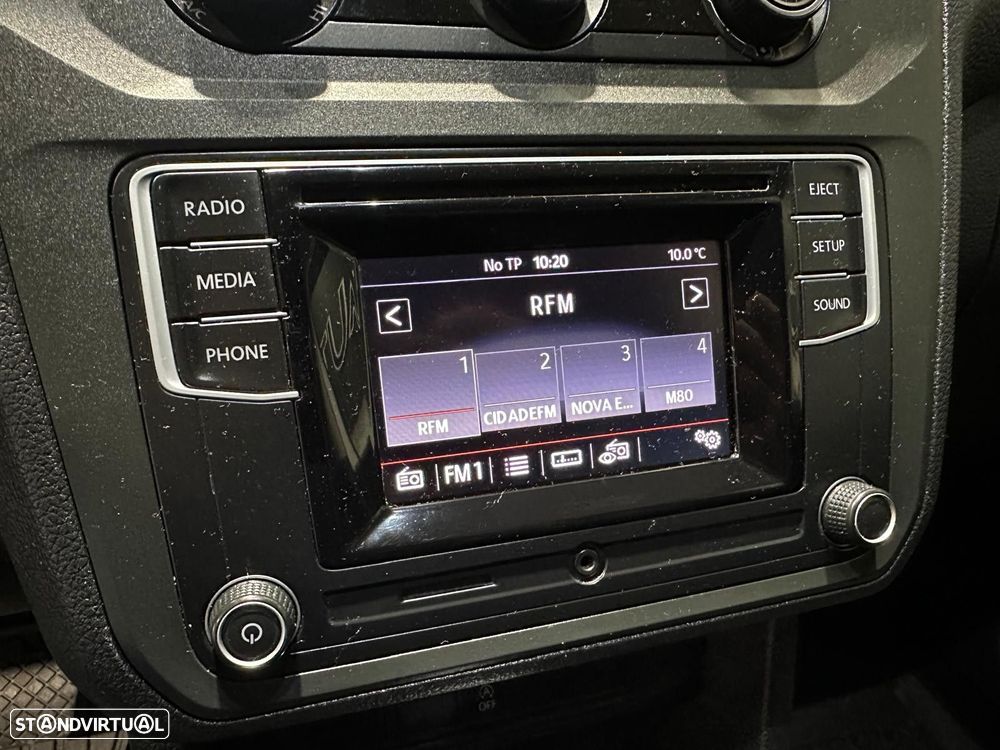 VW Caddy 2.0 TDI (5L) DSG - 27