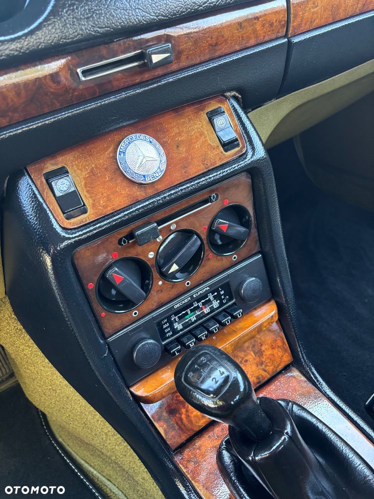 Mercedes-Benz W123 - 10