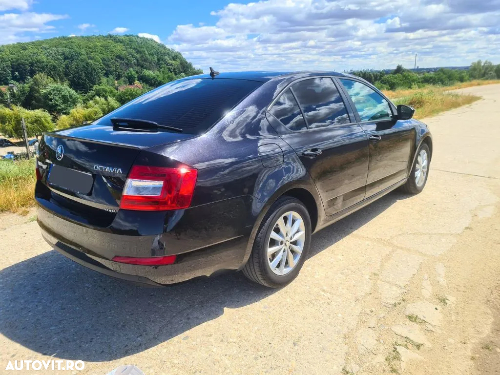 Skoda Octavia 2.0 TDI 4X4 ELEGANCE DSG - 2