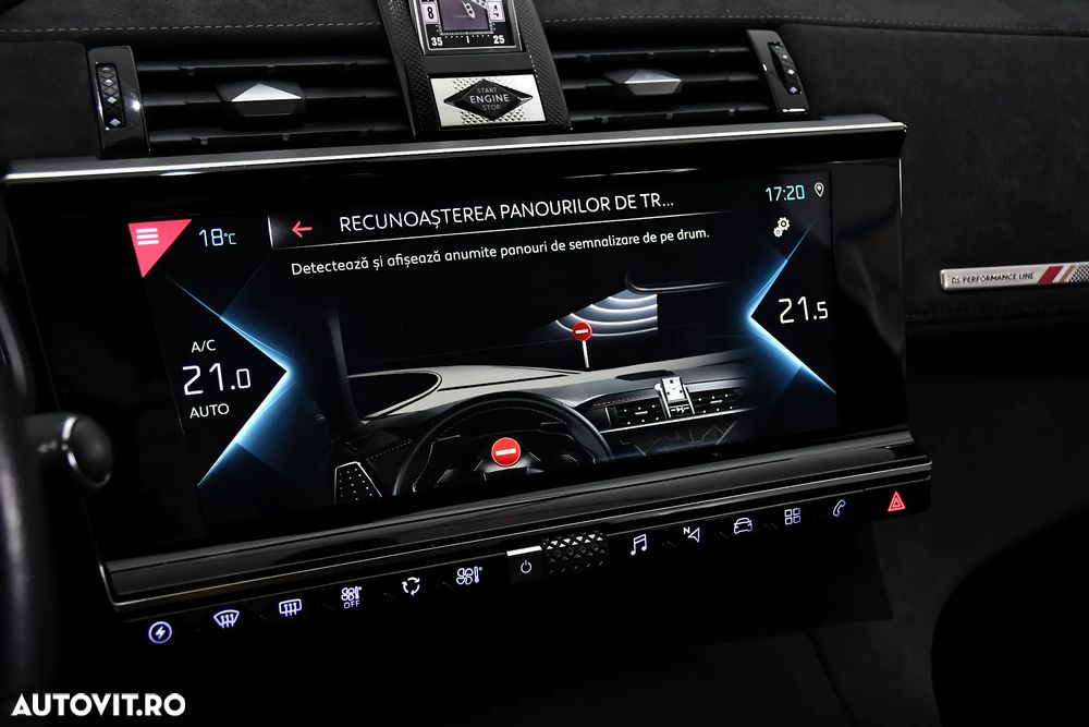 DS Automobiles DS 7 Crossback 1.6 PHeV AWD 300 EAT8 PERFORMANCE LINE + - 36