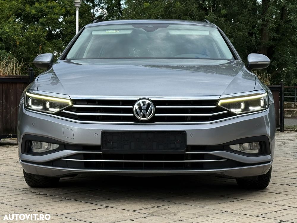 Volkswagen Passat 1.6 TDI SCR DSG Business - 12