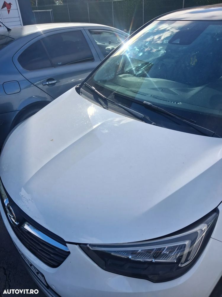 Opel Crossland X 2020 photo 2