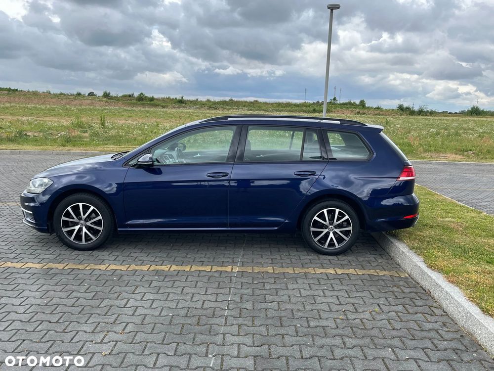 Volkswagen Golf - 3