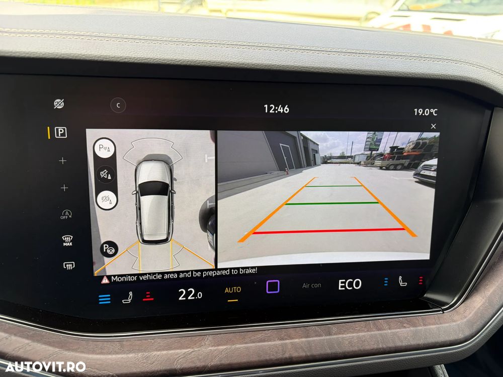 Volkswagen Touareg V6 TDI 4MOTION Elegance - 23