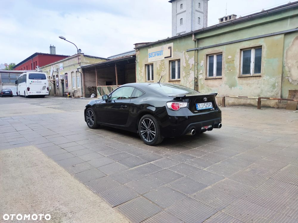 Toyota GT86 2.0 Prestige - 4