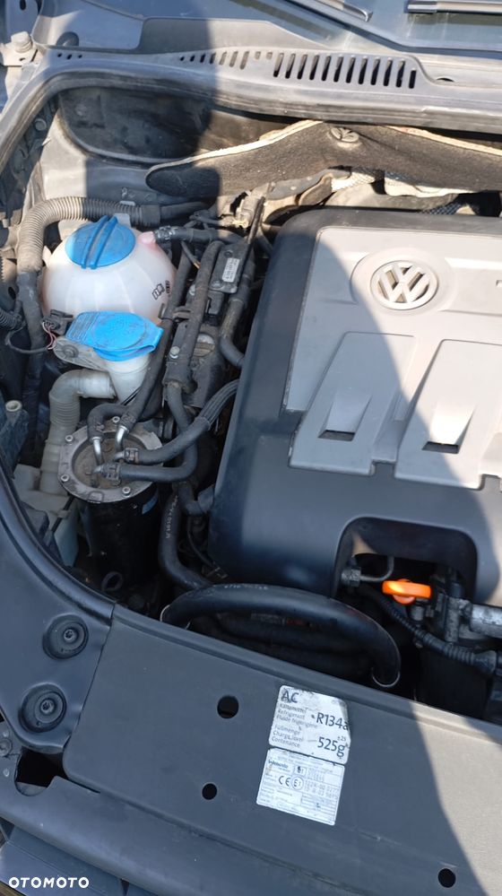 Volkswagen Touran 2.0 TDI Goal - 12