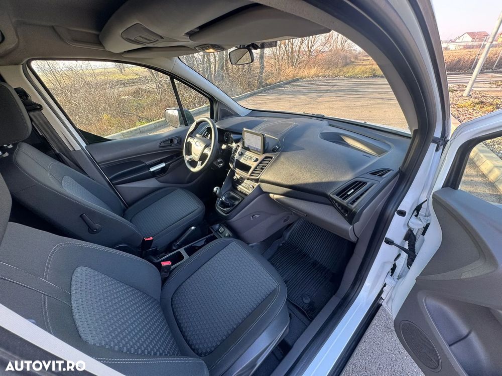 Ford Transit Connect - 9