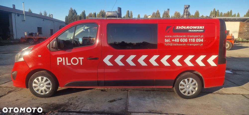 Opel Vivaro - 8