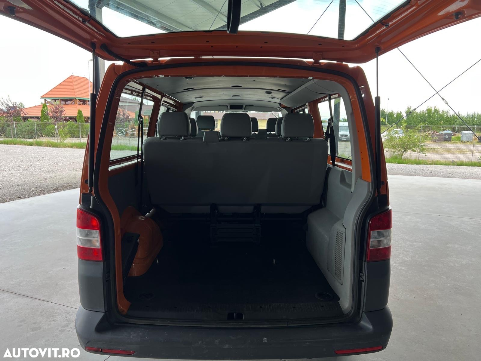 Volkswagen Transporter - 7