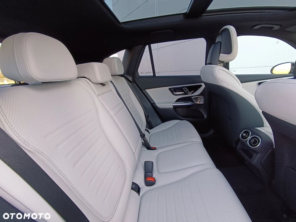 Mercedes-Benz GLC - 6