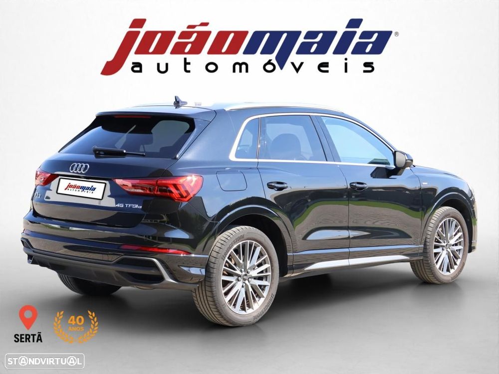 Audi Q3 45 TFSIe S line S tronic - 4