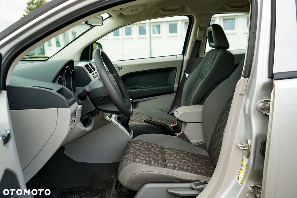 Dodge Caliber 1.8 SXT - 12