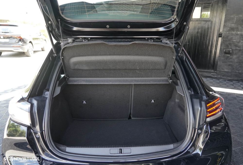 Peugeot 208 1.2 Hybrid Allure e-DCS6 - 20