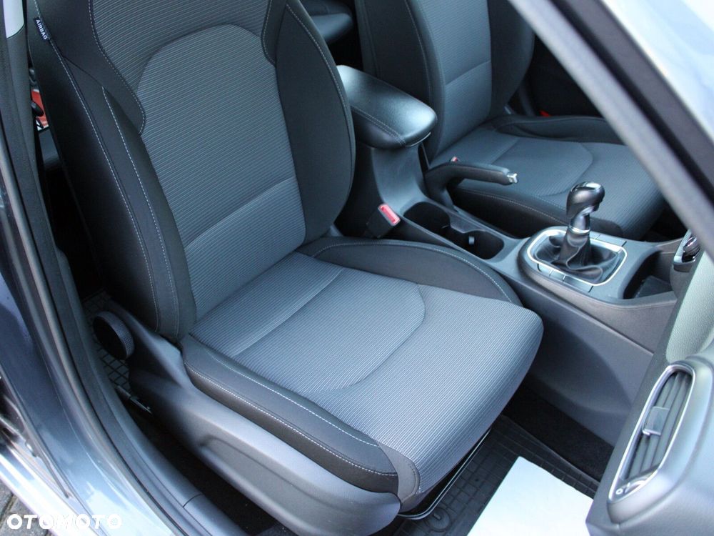 Hyundai i30 1.4 Classic + - 15