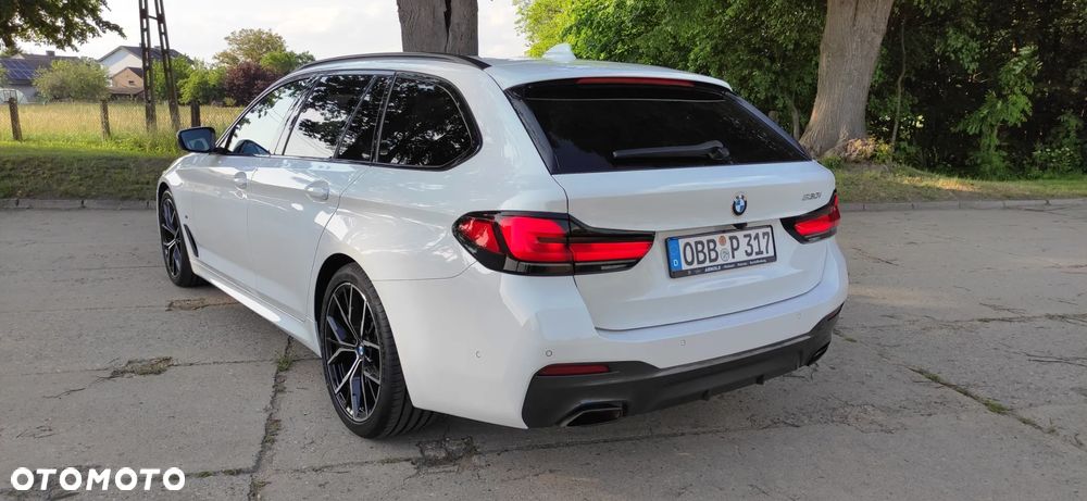 BMW Seria 5 530i mHEV M Sport sport - 30