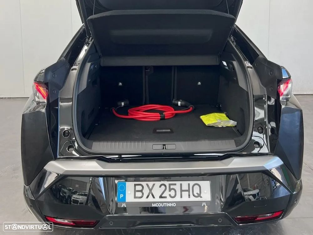 Peugeot E-3008 73 kWh GT - 17