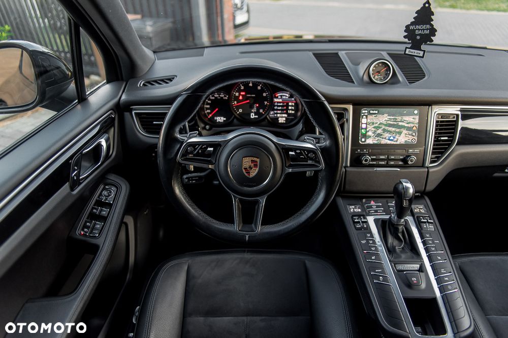 Porsche Macan - 12