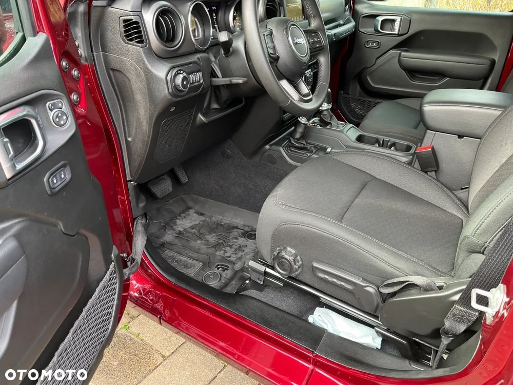 Jeep Wrangler GME 2.0 Turbo Sport - 8