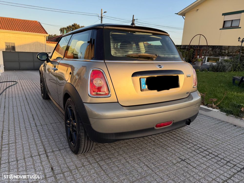 MINI 3 Portas One - 13
