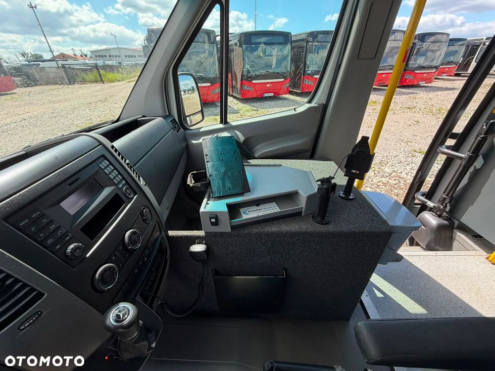 Mercedes-Benz Sprinter 516 - 20
