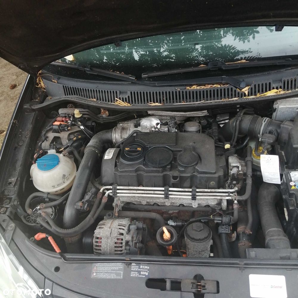 Volkswagen Polo - 4