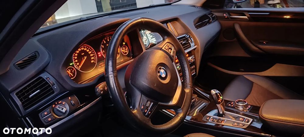 BMW X4 xDrive20i - 34