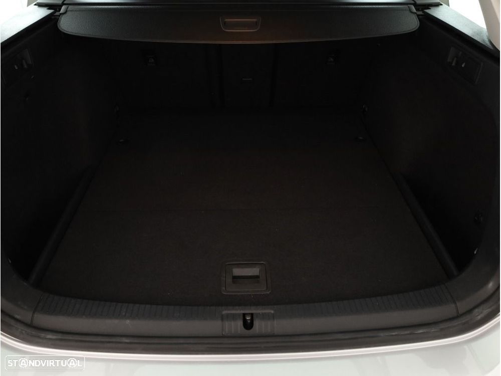 VW Golf Variant 1.6 TDi BlueMotion Confortline - 17