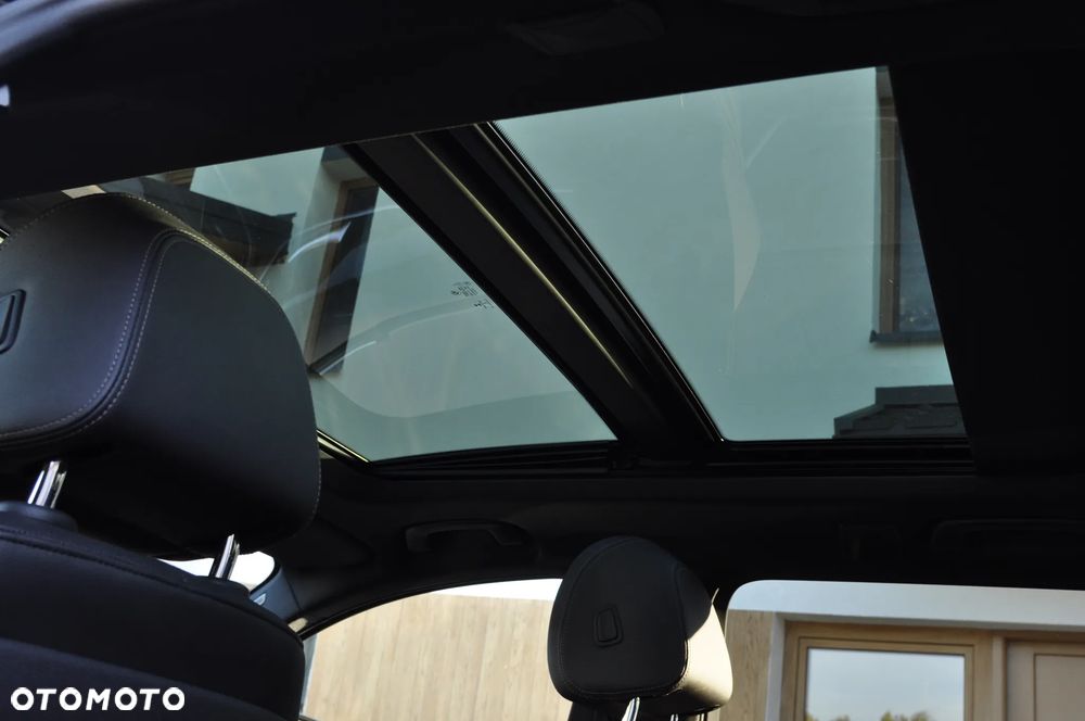 BMW Seria 5 520d xDrive Sport Line sport - 35
