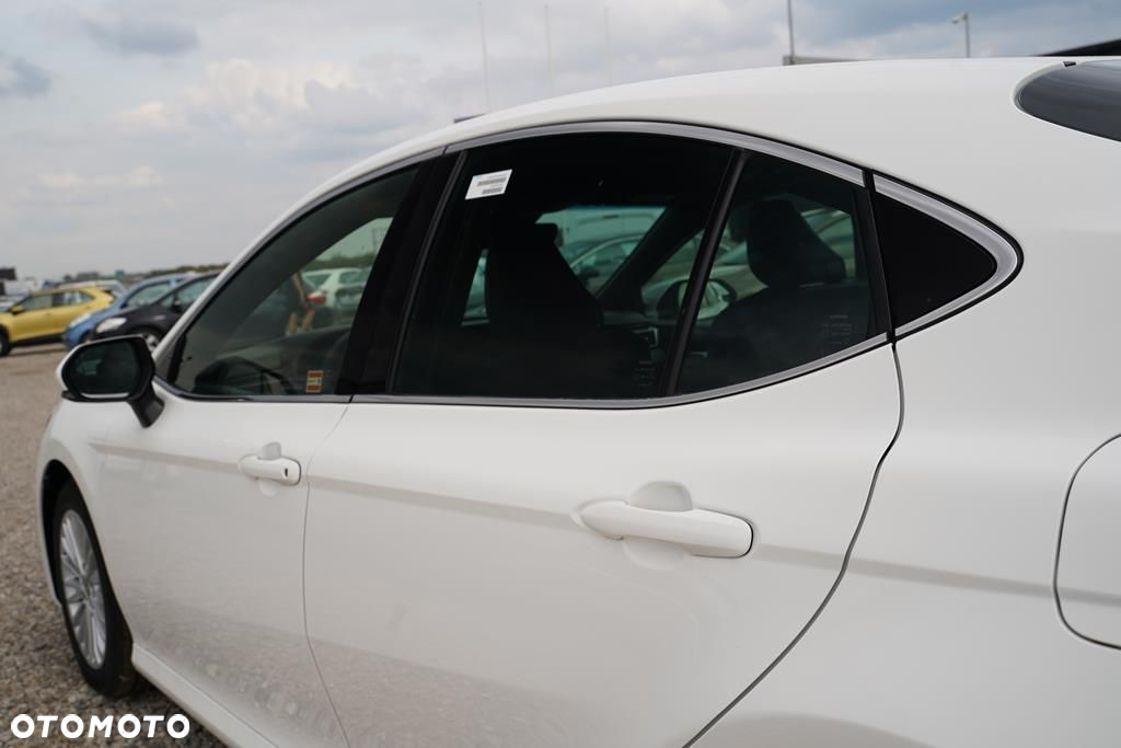 Toyota Camry - 29